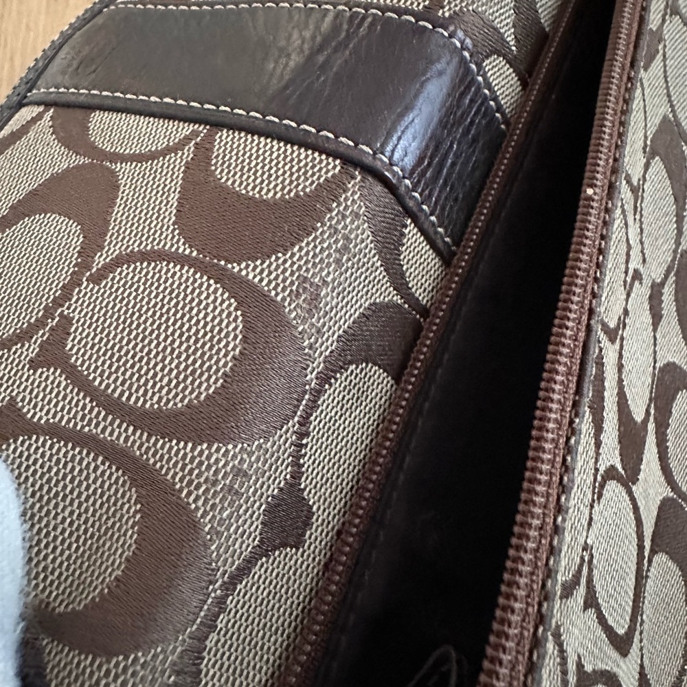 Coach tri-fold wallet - Picture 4 of 12